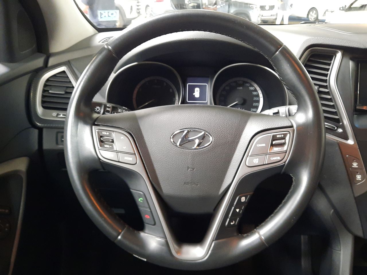 HYUNDAI - 26