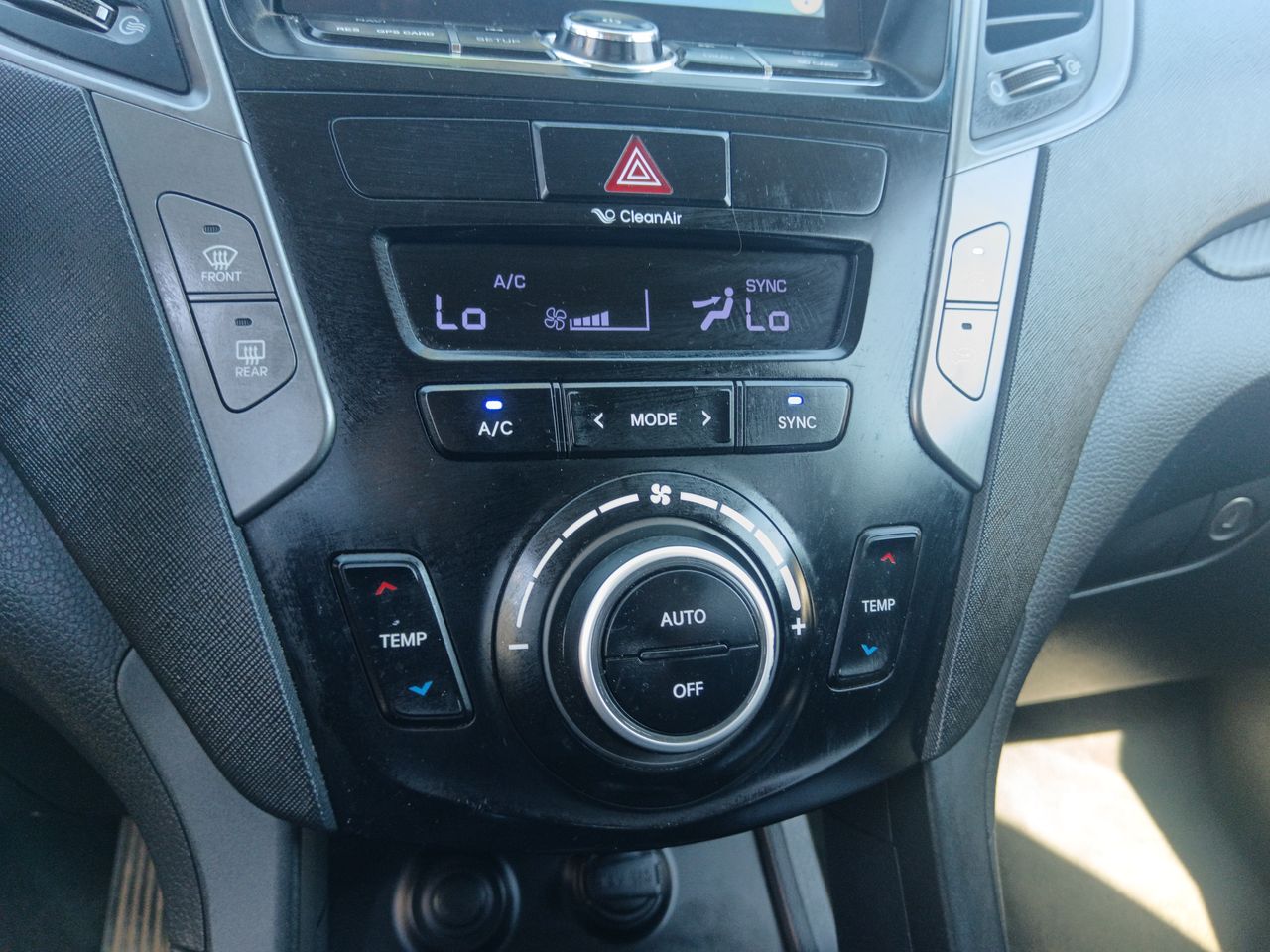 HYUNDAI - 26