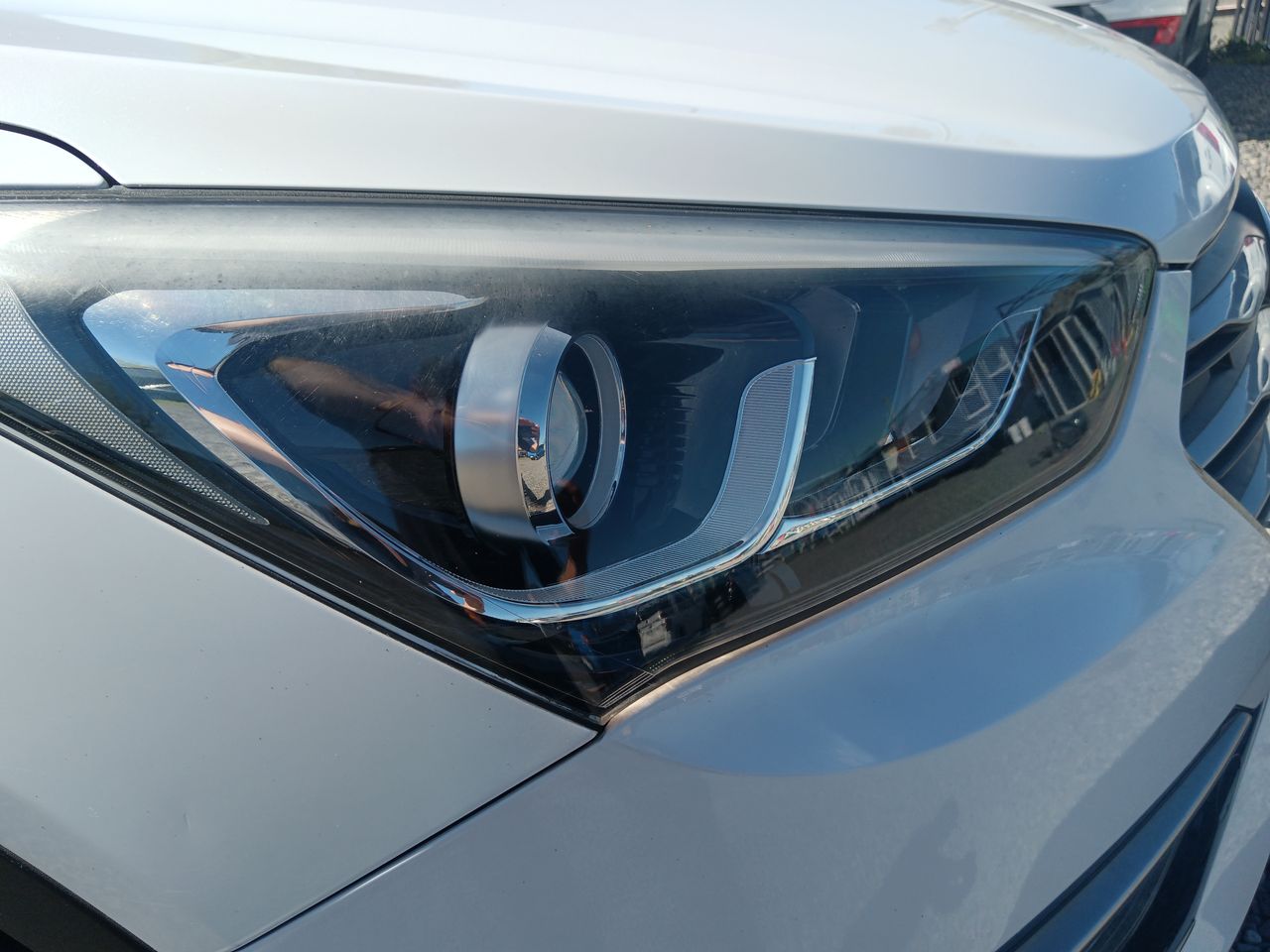HYUNDAI - 18