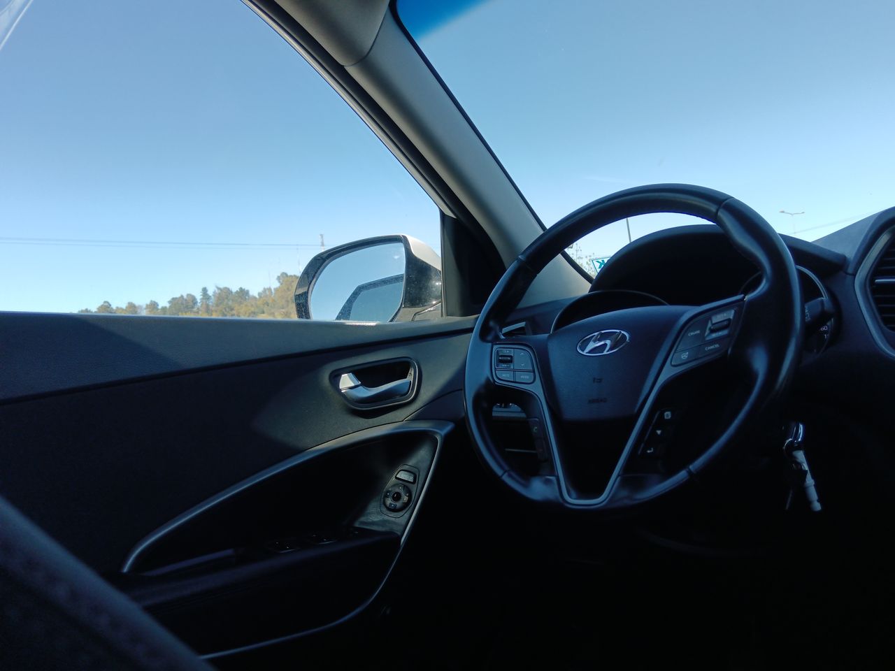 HYUNDAI - 16