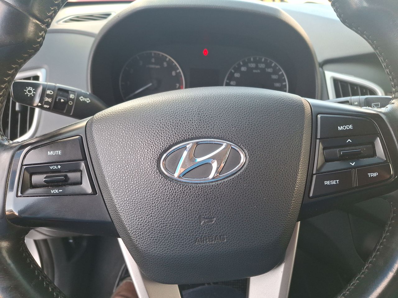 HYUNDAI - 26