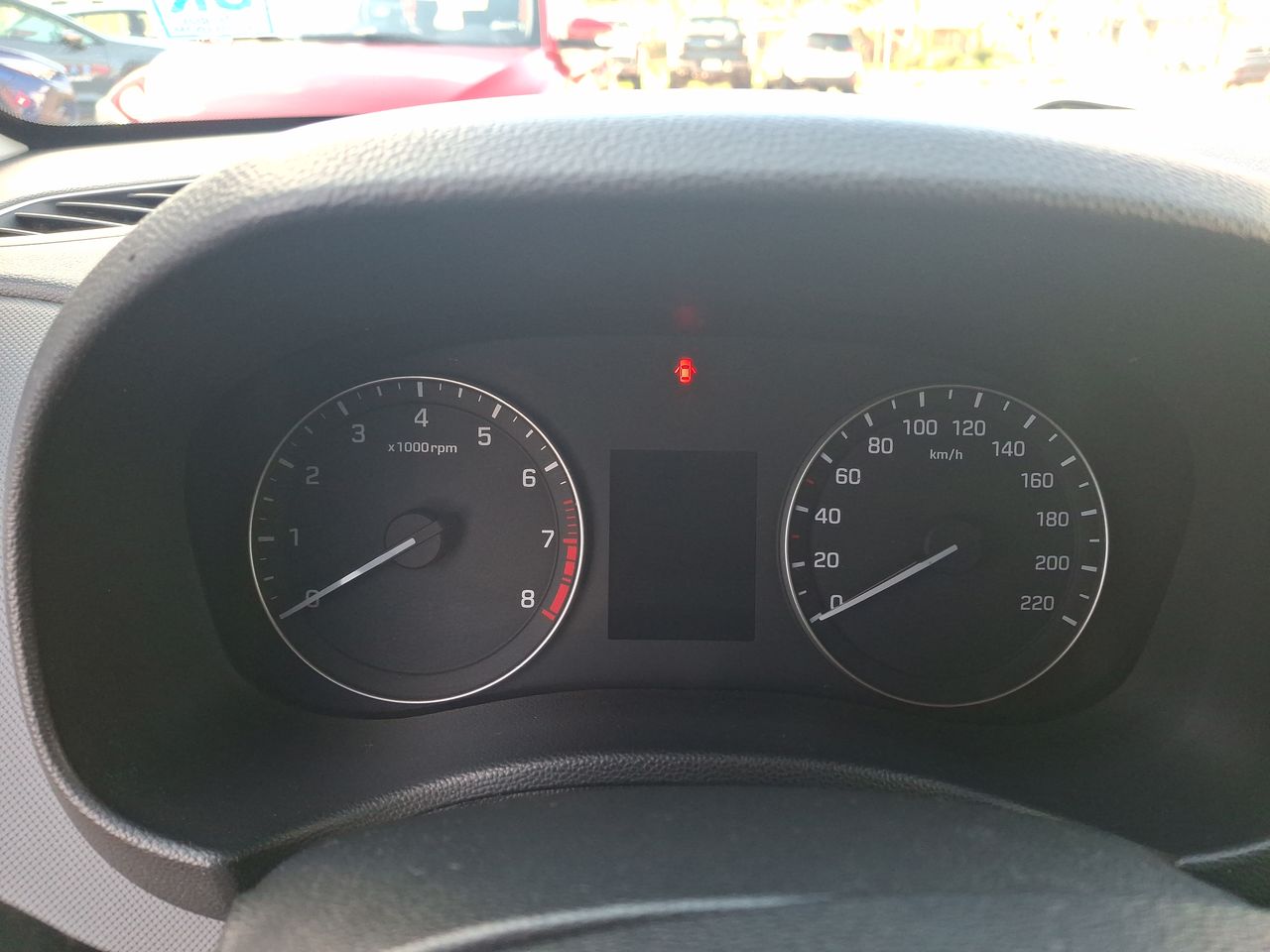 HYUNDAI - 27