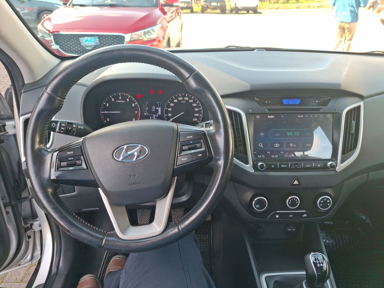 HYUNDAI - 32