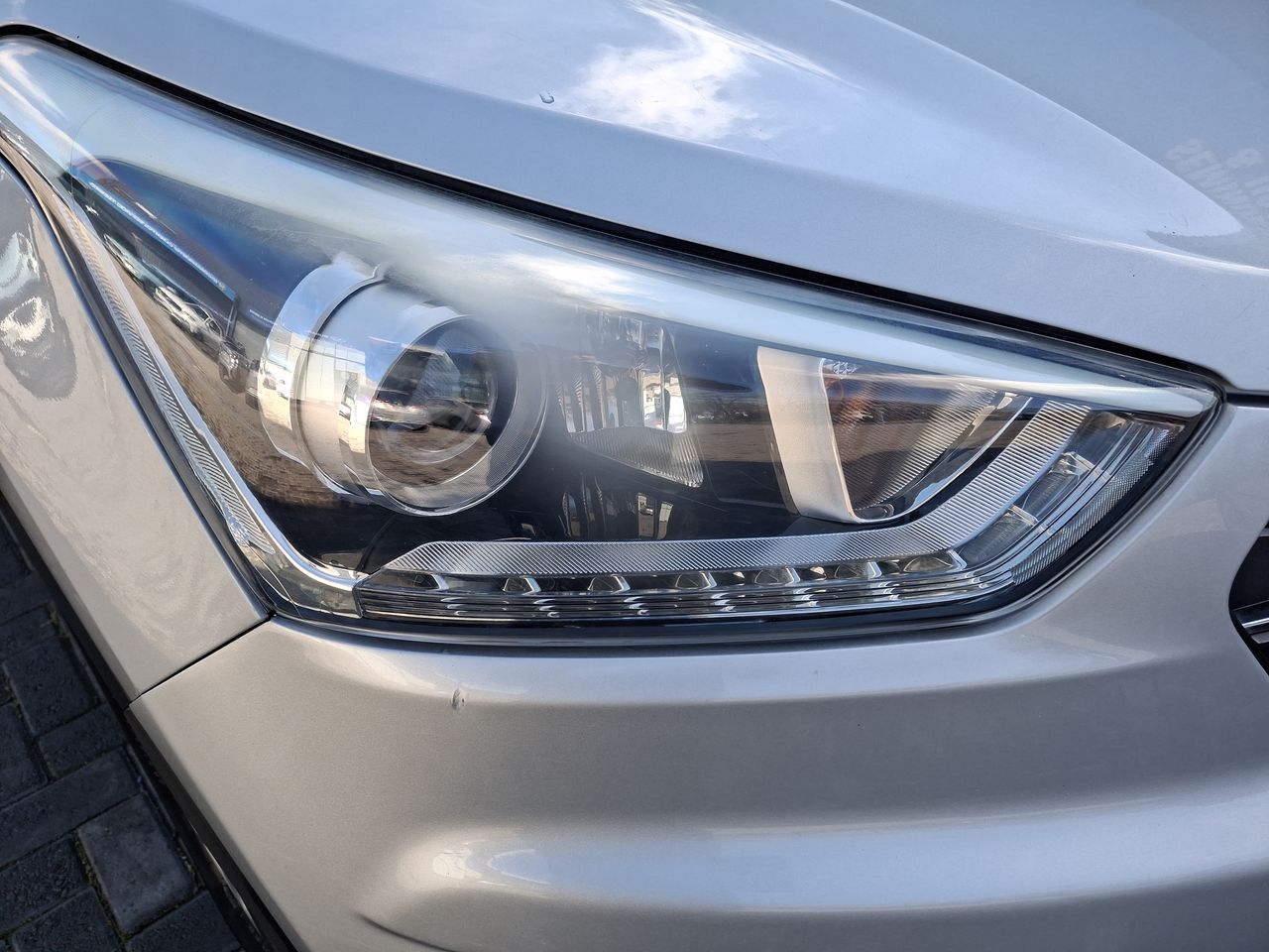HYUNDAI - 18