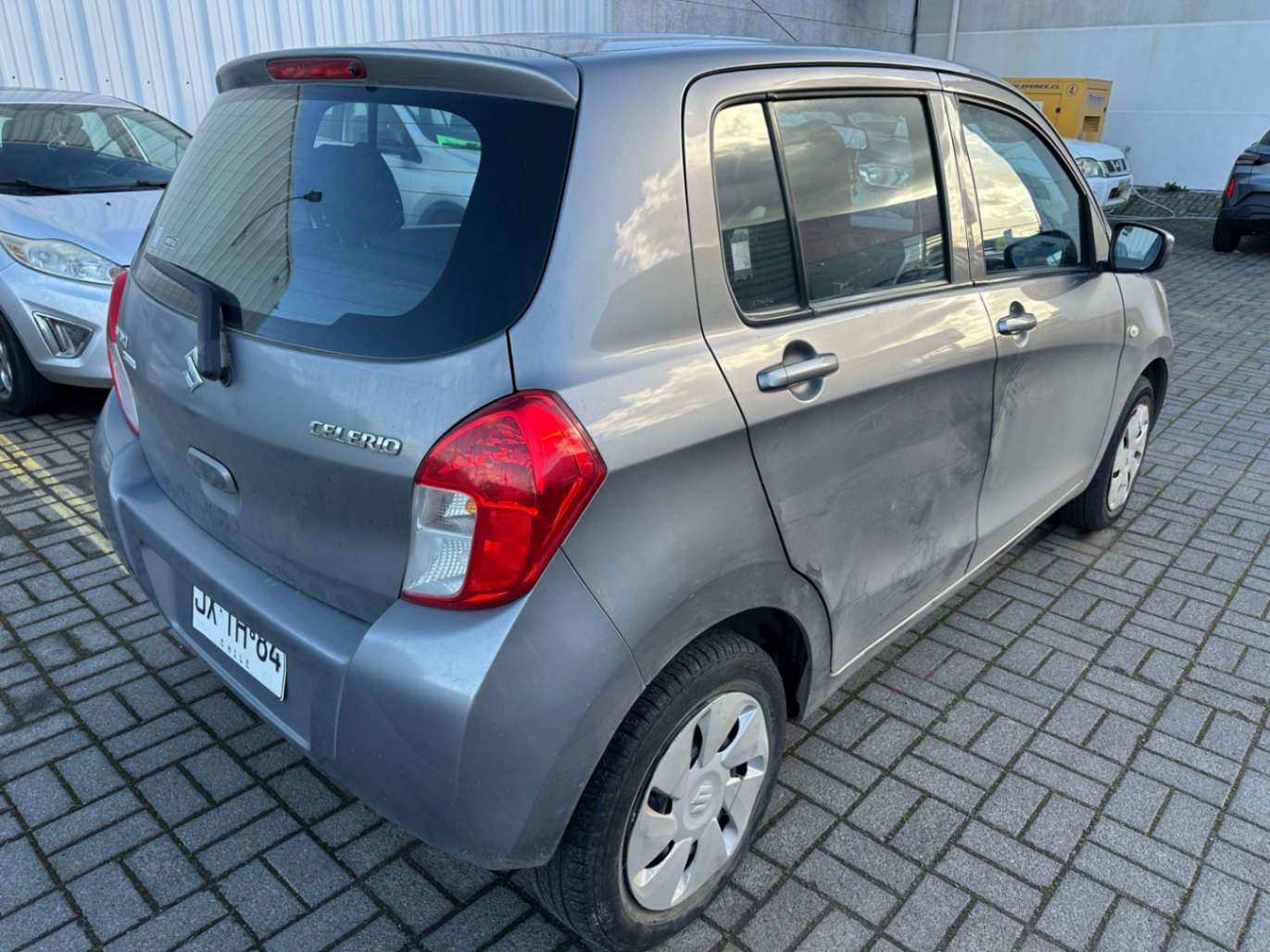 SUZUKI - 4