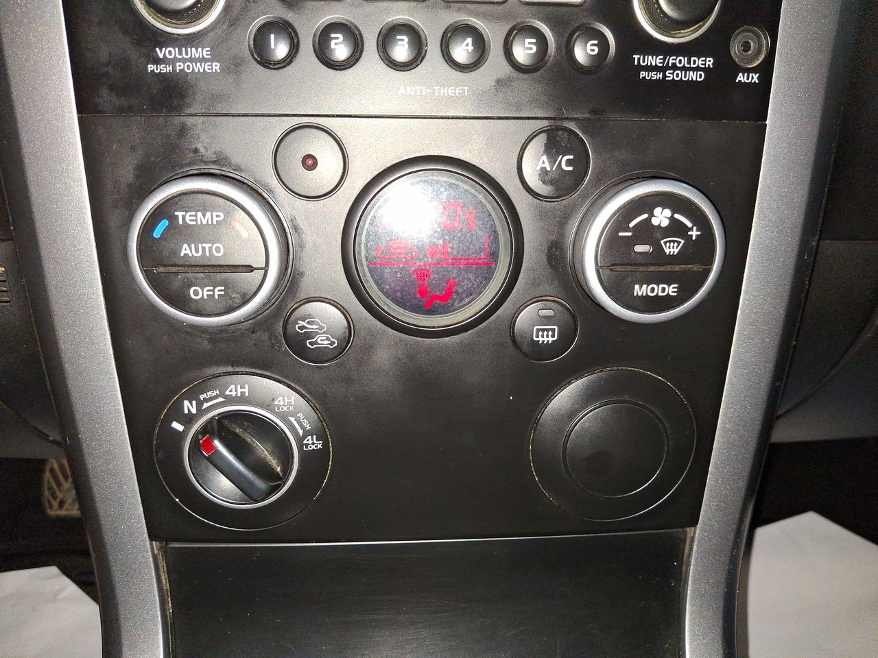 SUZUKI - 28
