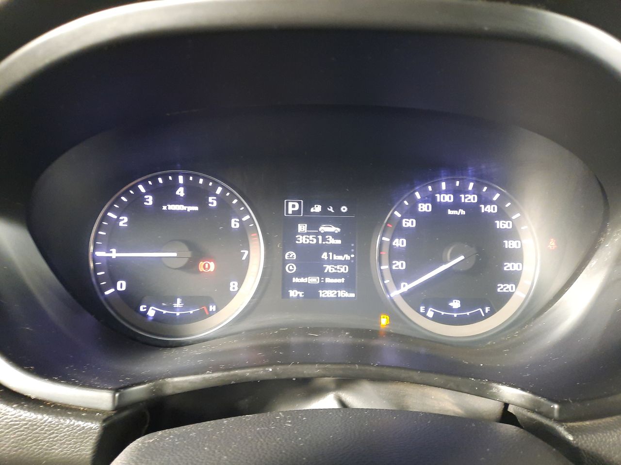 HYUNDAI - 28