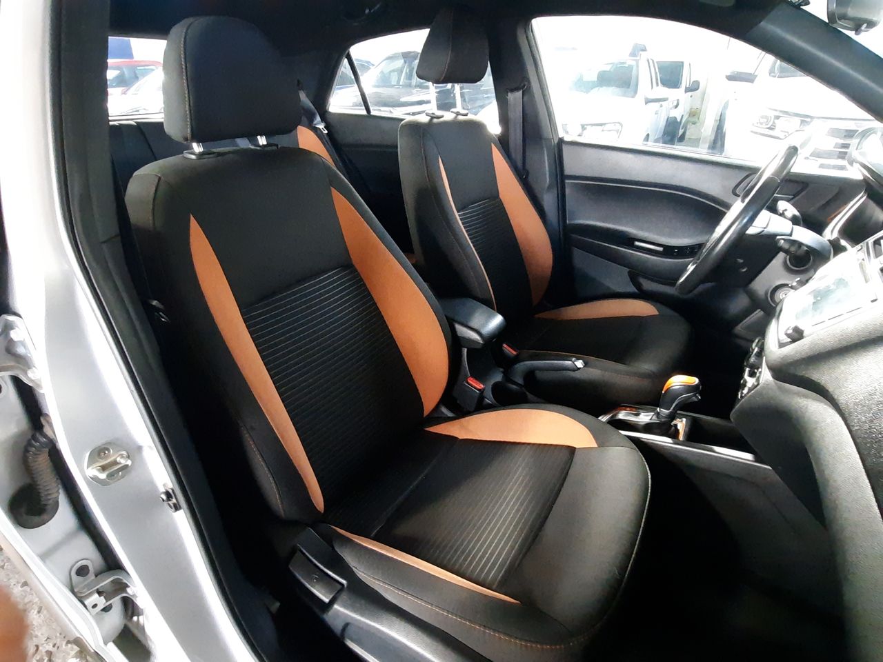 HYUNDAI - 34