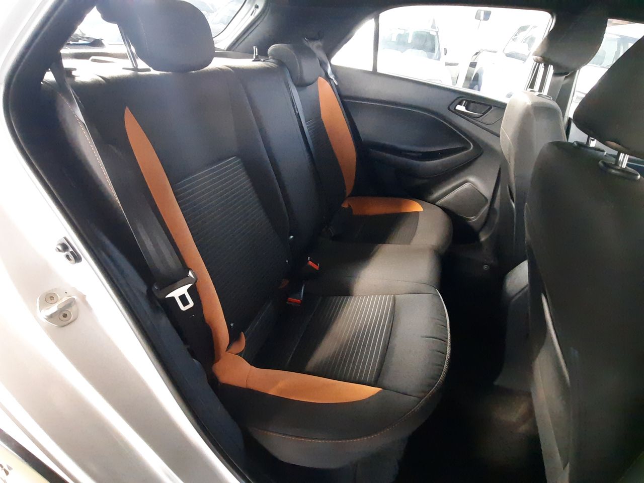 HYUNDAI - 35