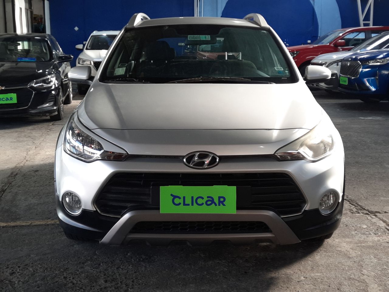 HYUNDAI - 2
