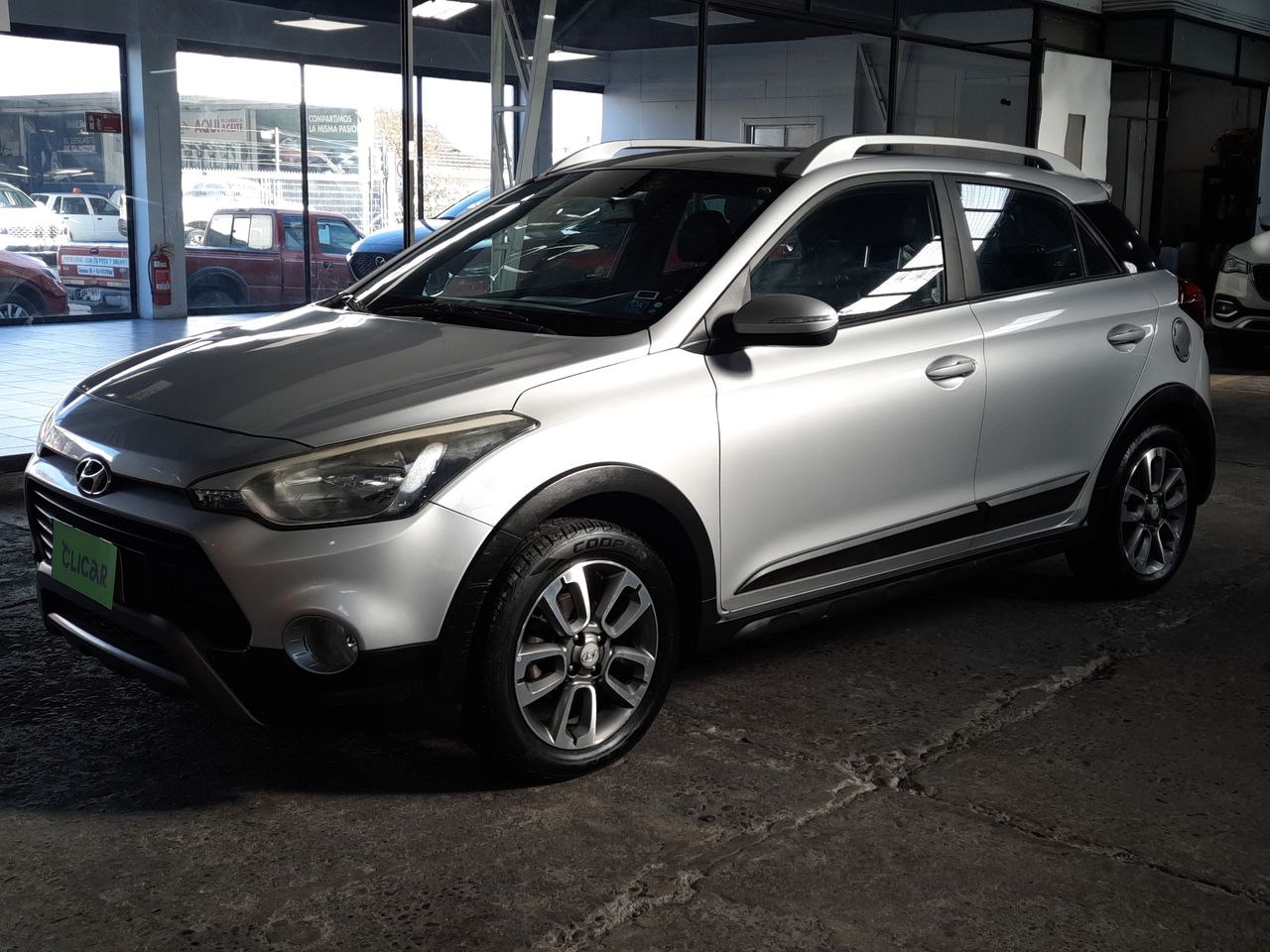HYUNDAI - 3