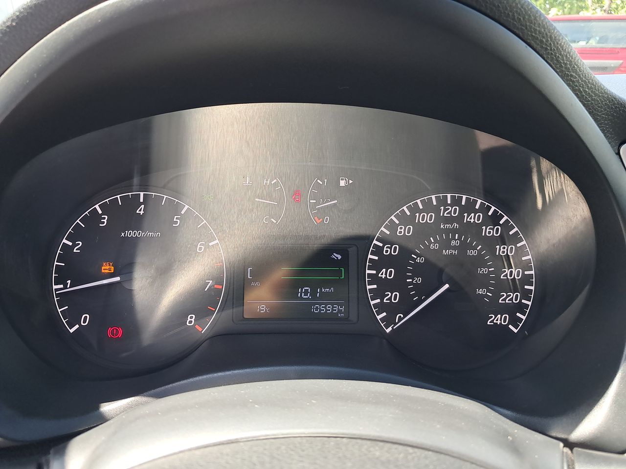 NISSAN - 26