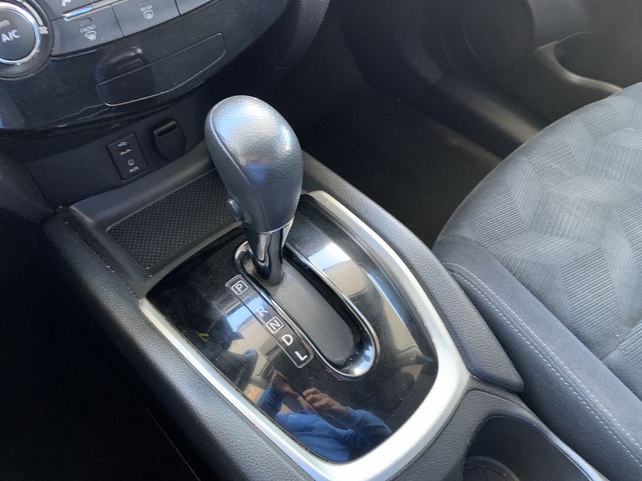 NISSAN - 30