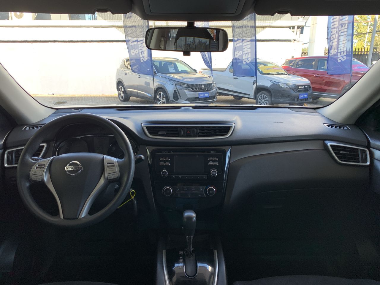 NISSAN - 9