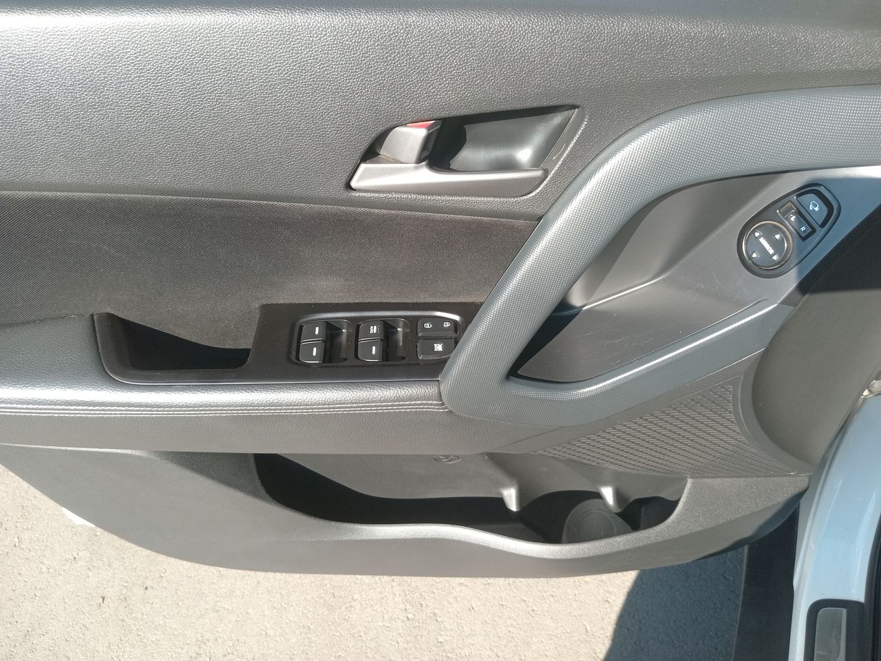 HYUNDAI - 22
