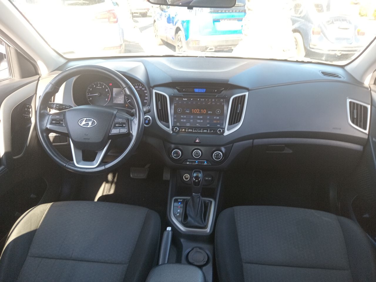 HYUNDAI - 9