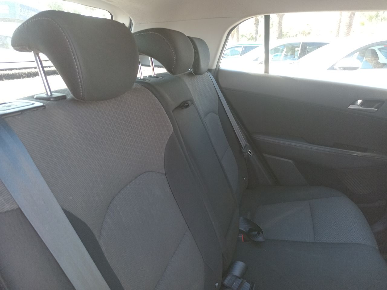HYUNDAI - 14