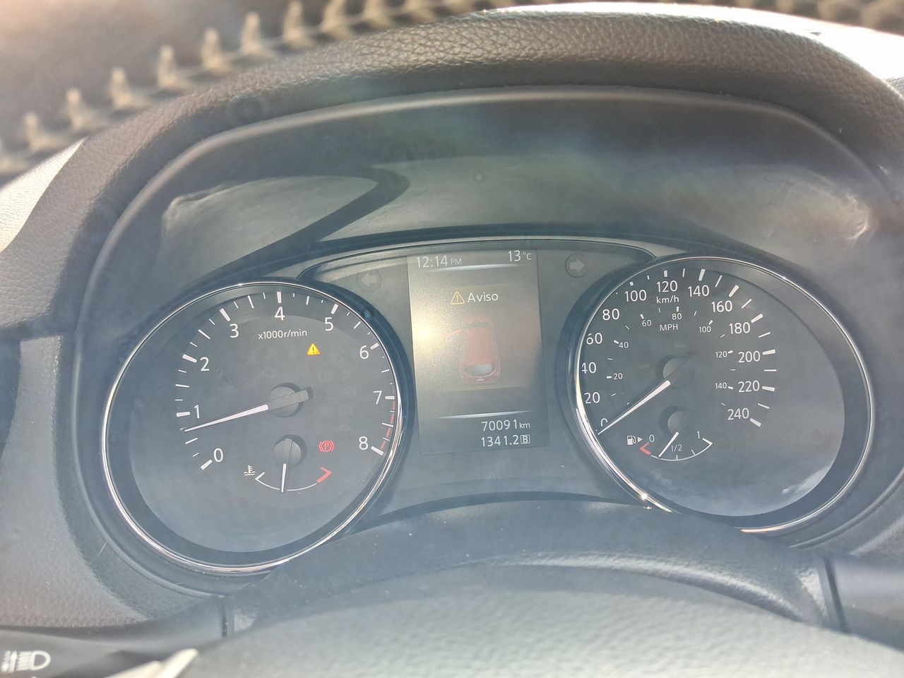 NISSAN - 18