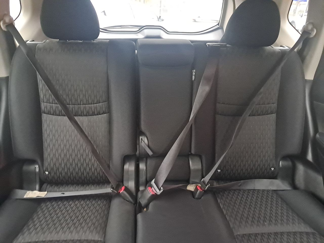 NISSAN - 5