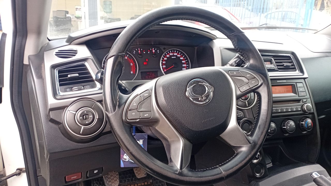 SSANGYONG - 10