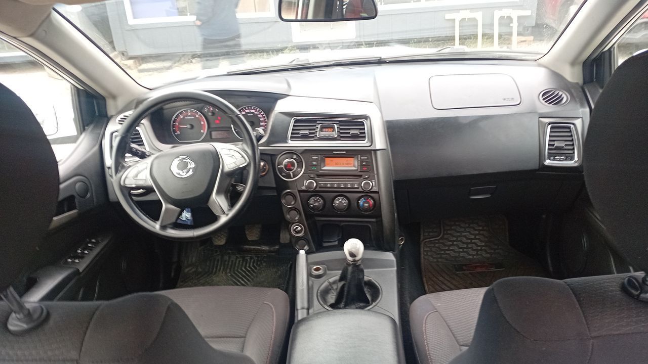 SSANGYONG - 1