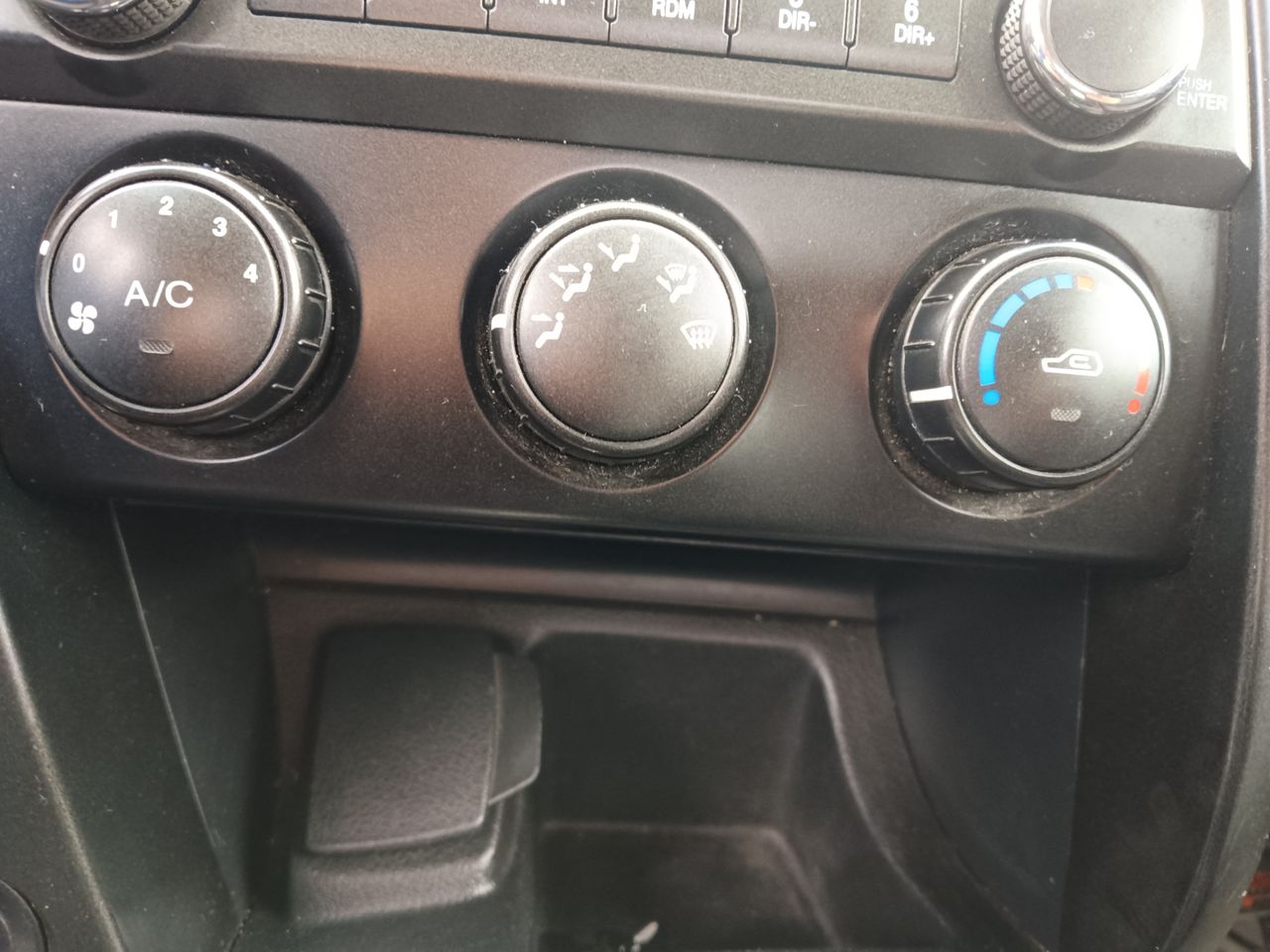 SSANGYONG - 18