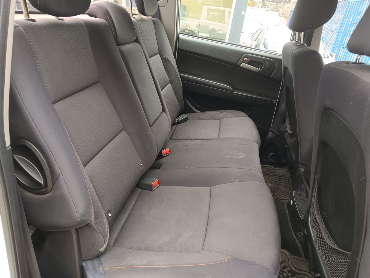 SSANGYONG - 22