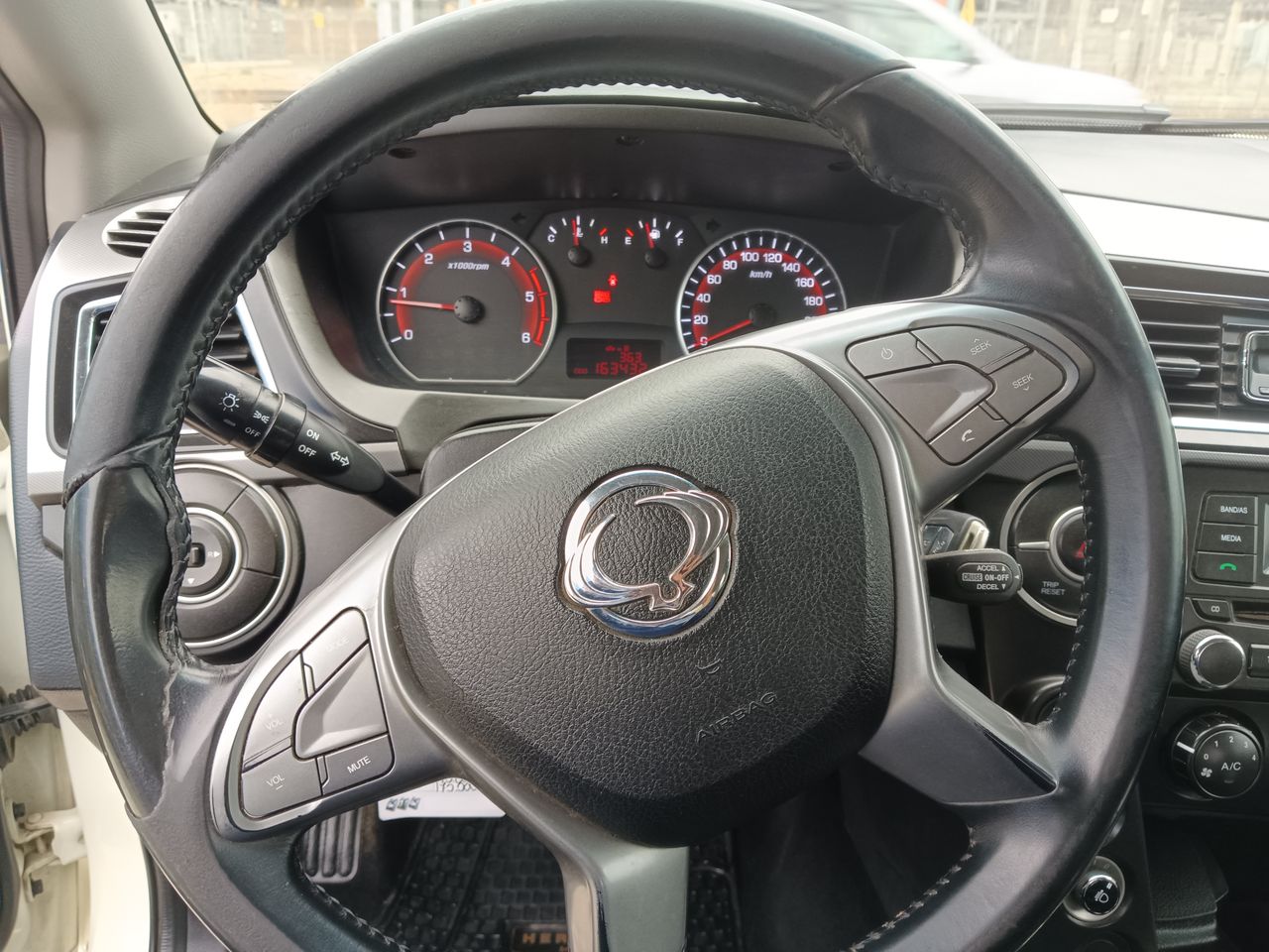 SSANGYONG - 14
