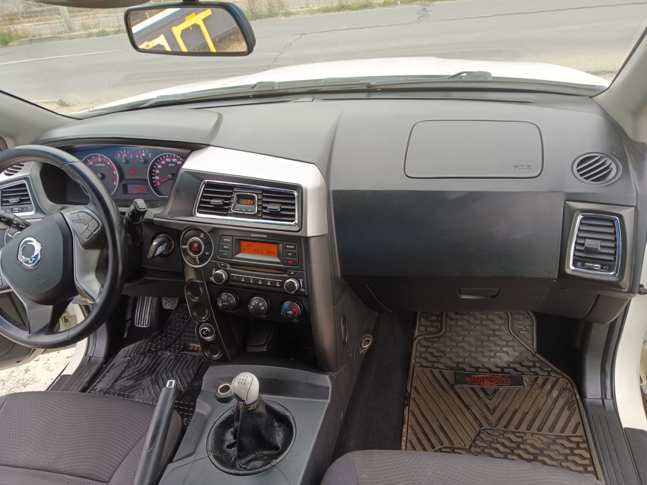 SSANGYONG - 4