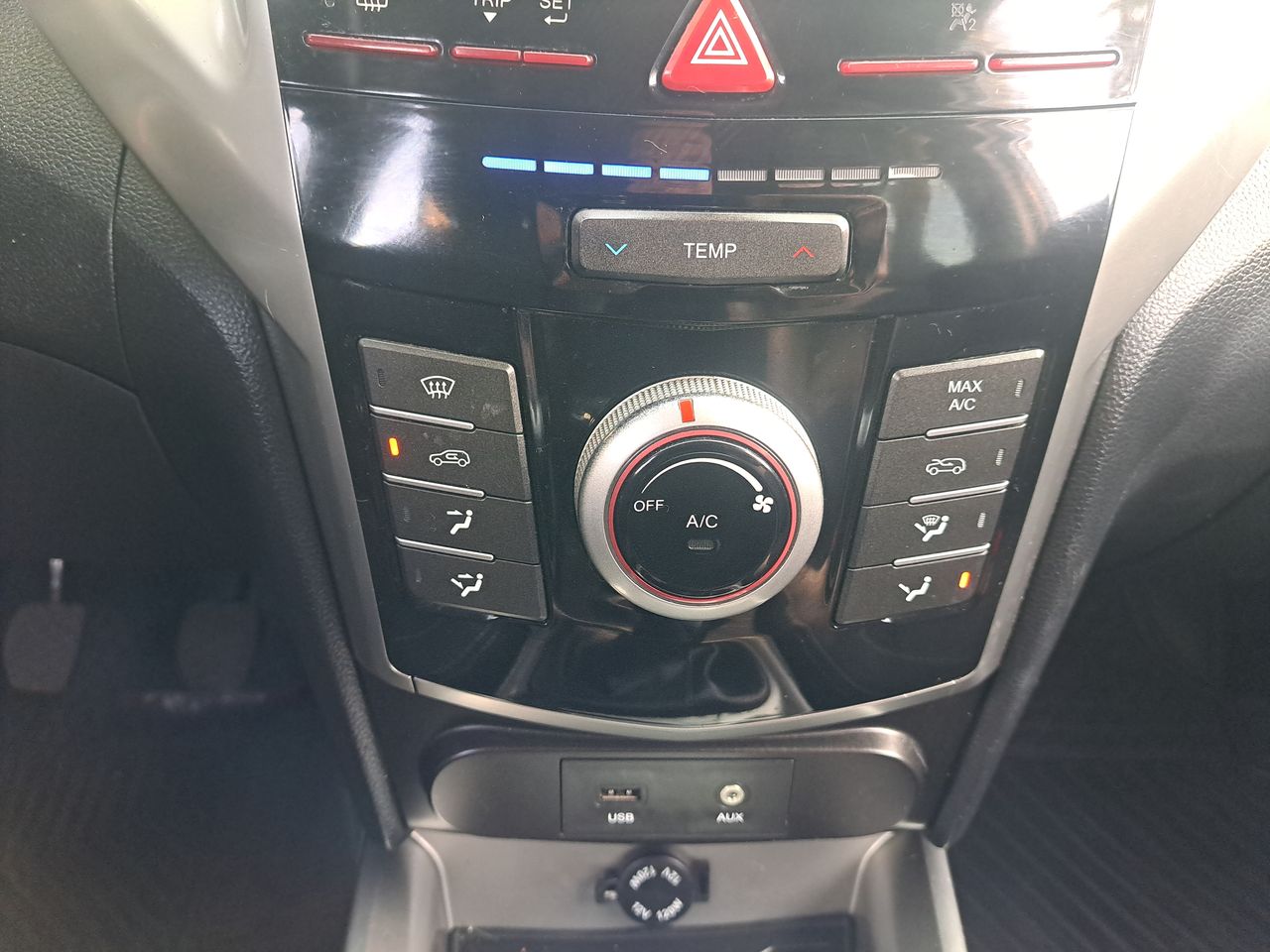 SSANGYONG - 29
