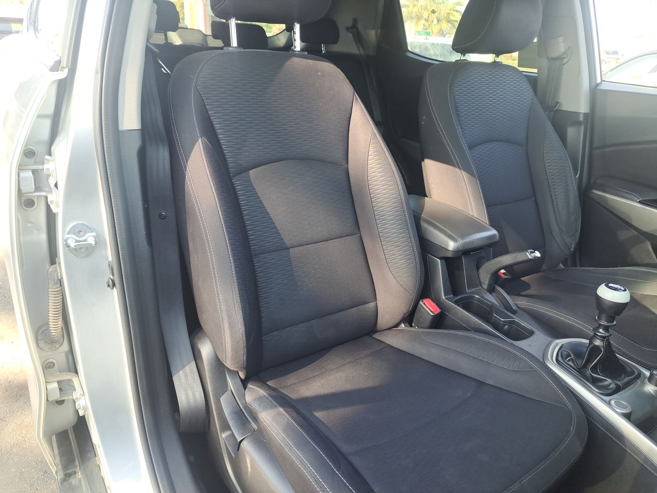 SSANGYONG - 32