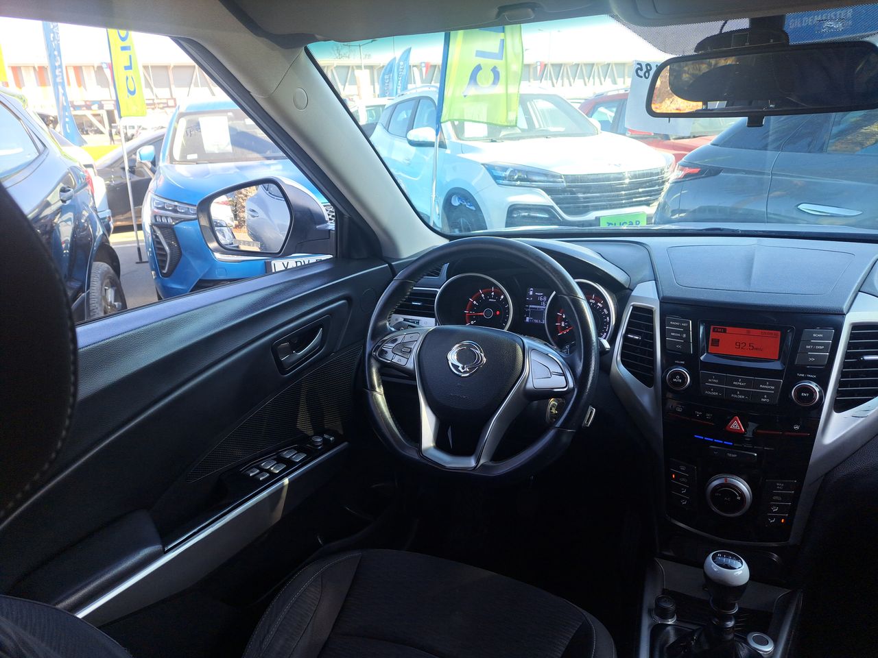 SSANGYONG - 16