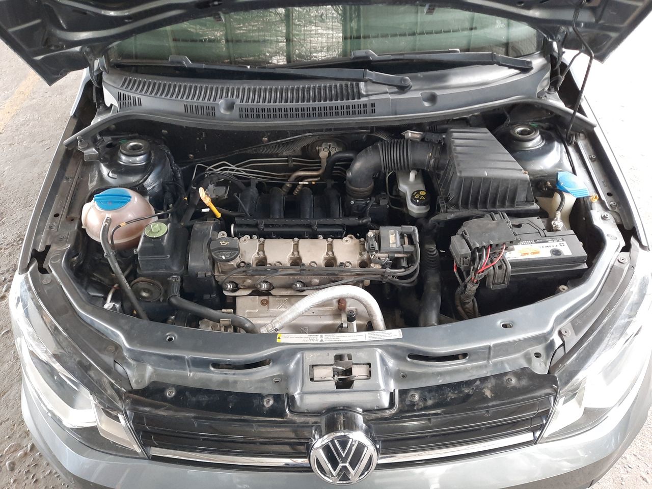 VOLKSWAGEN - 18