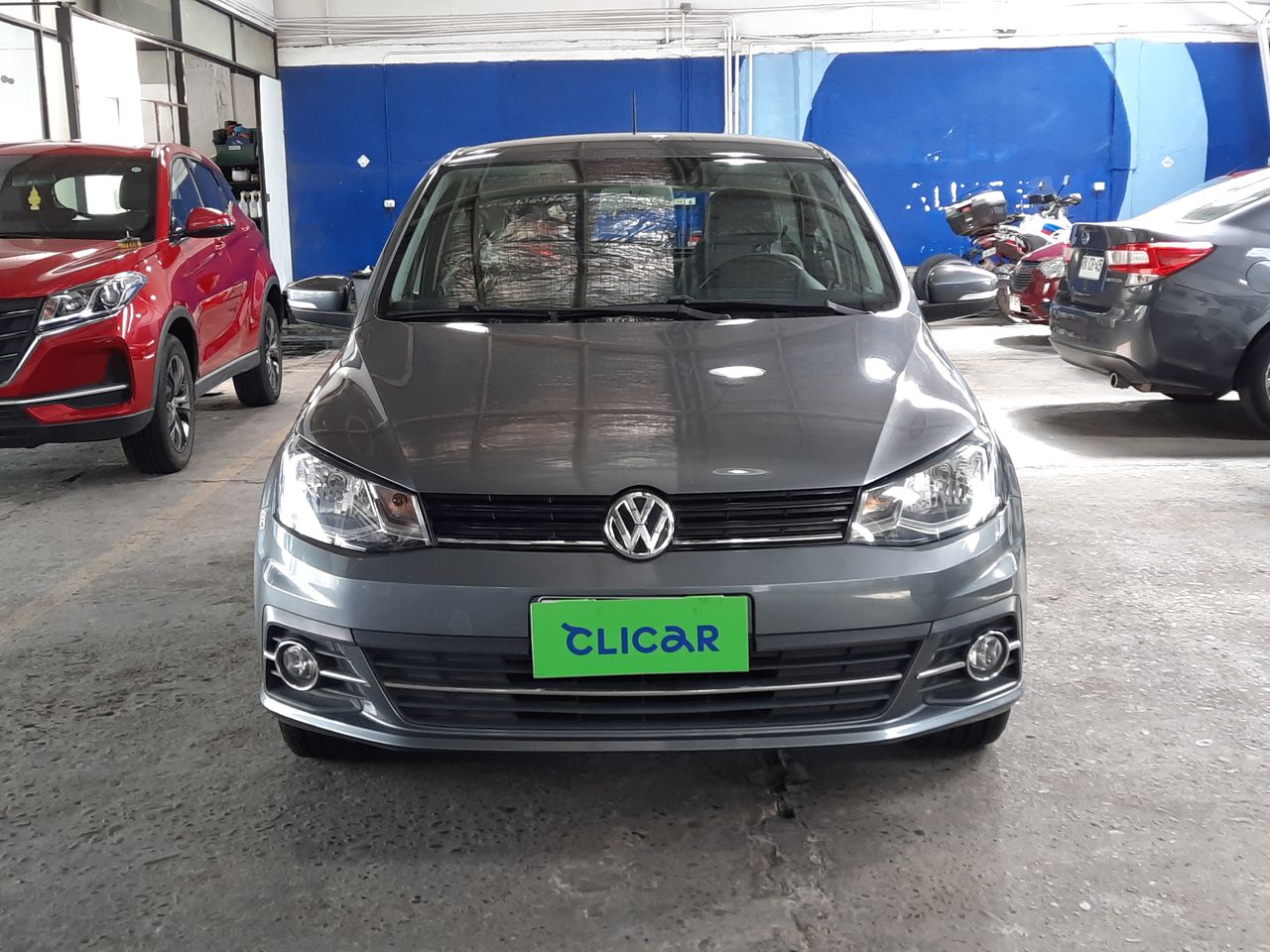 VOLKSWAGEN - 2