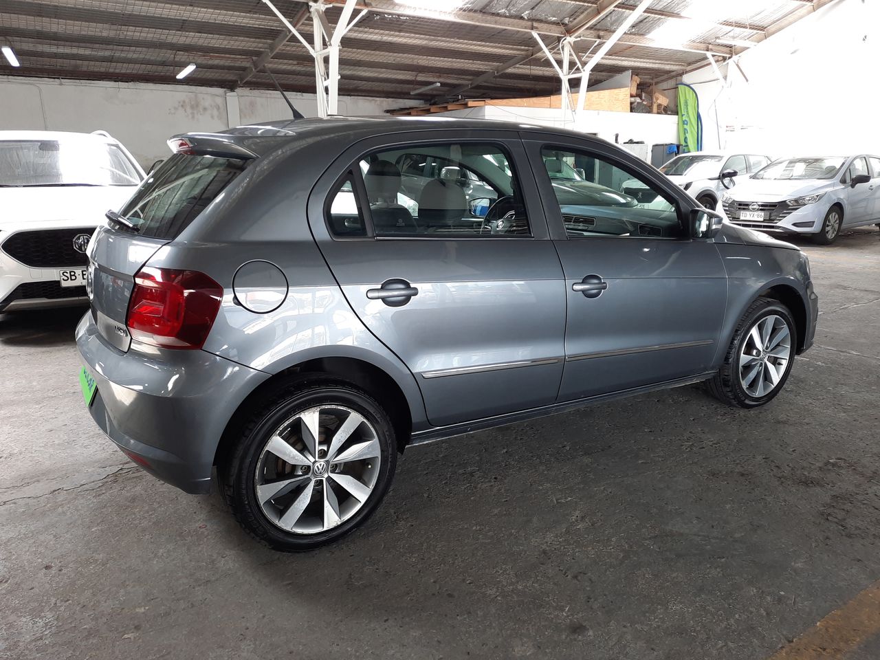 VOLKSWAGEN - 7