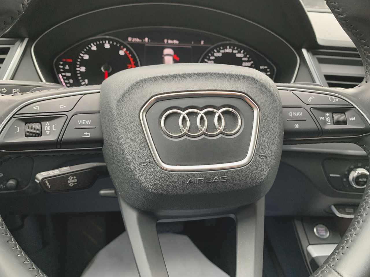 AUDI - 30