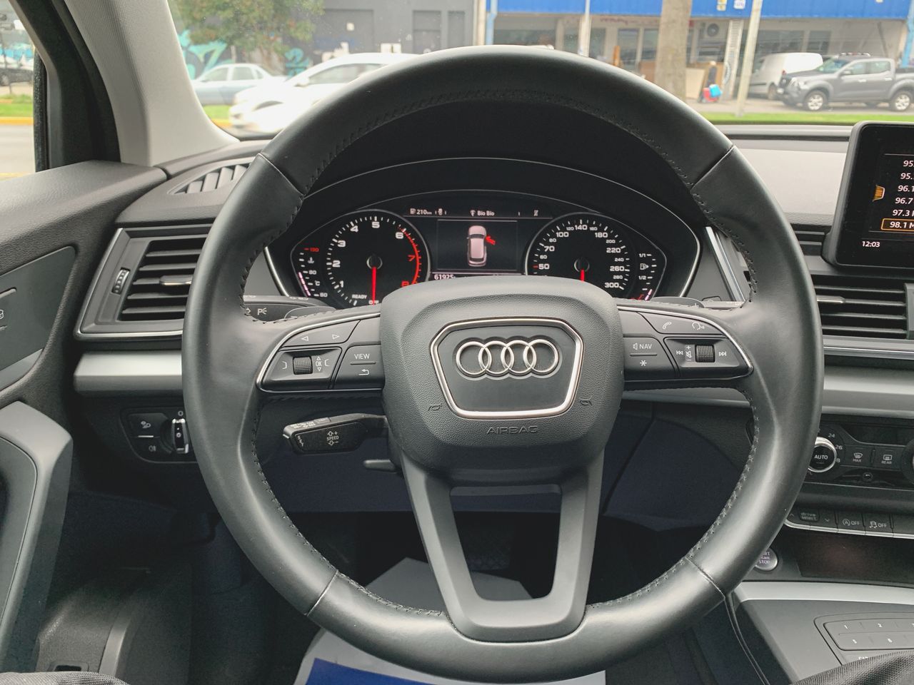 AUDI - 29