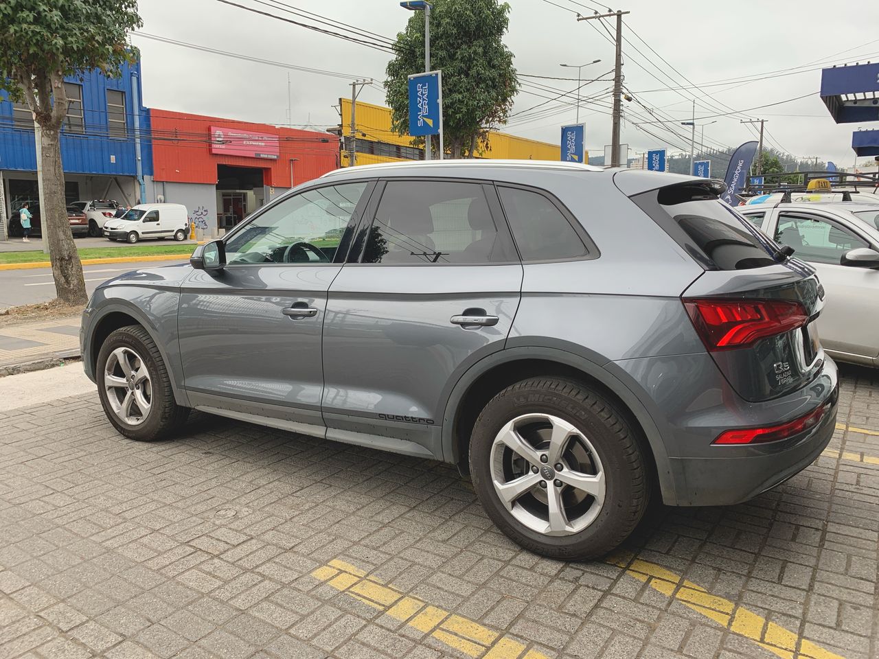AUDI - 6