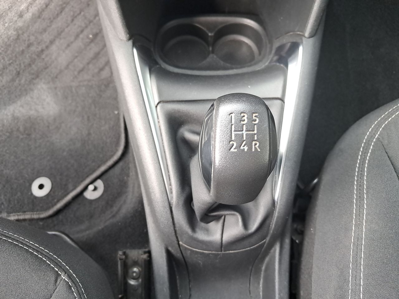 PEUGEOT - 30