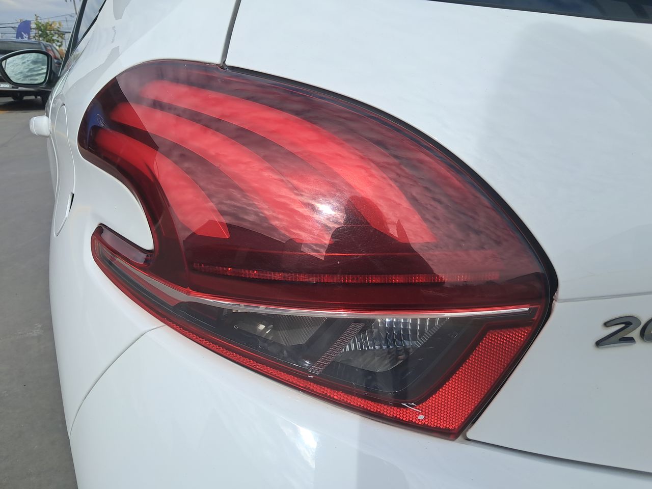 PEUGEOT - 20