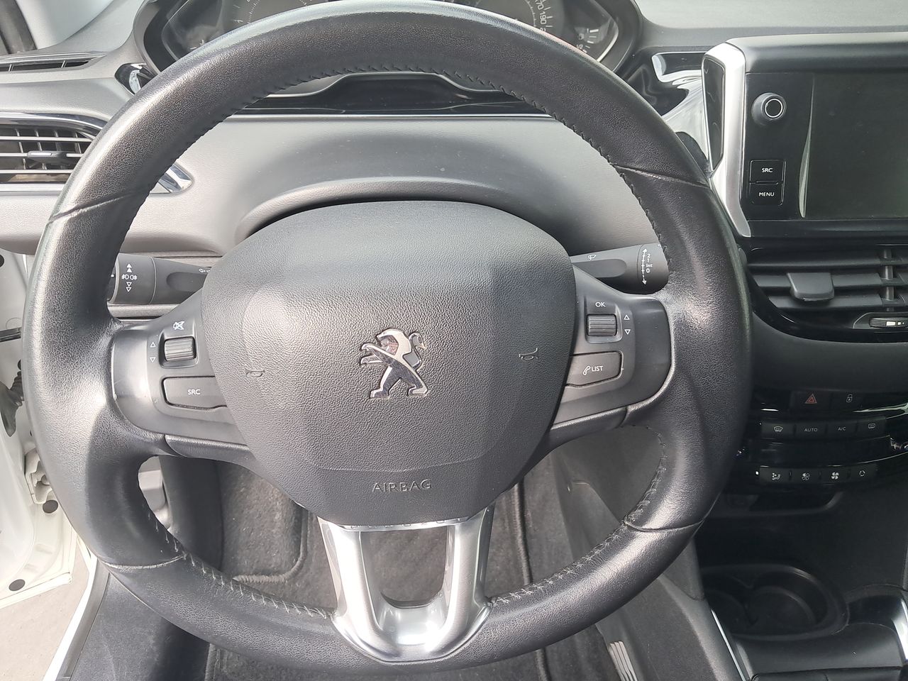 PEUGEOT - 24