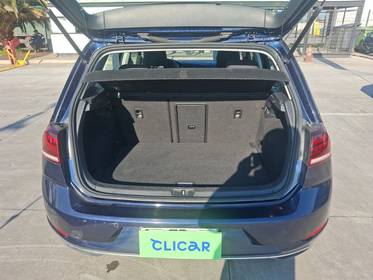 Volkswagen Golf — foto 14 de 23