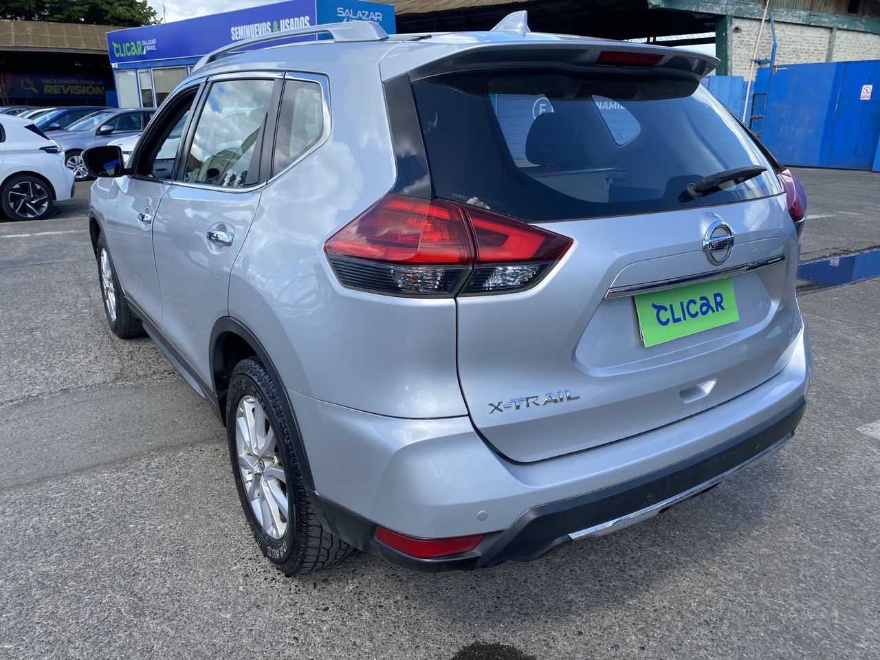 NISSAN - 4