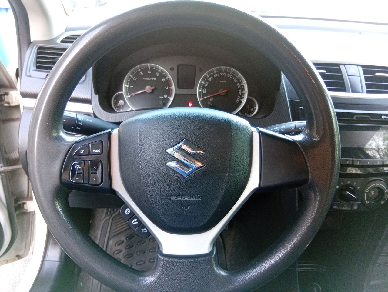 SUZUKI - 24