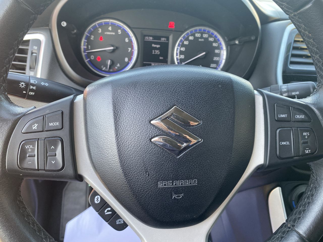 SUZUKI - 26