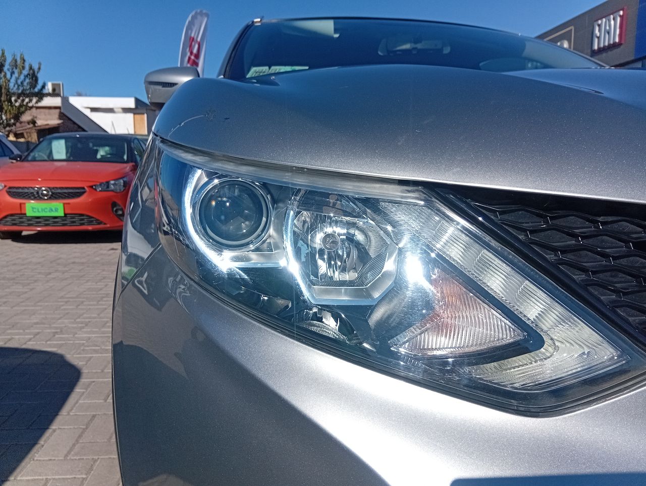 NISSAN - 16