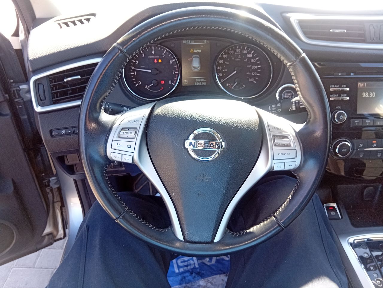 NISSAN - 23