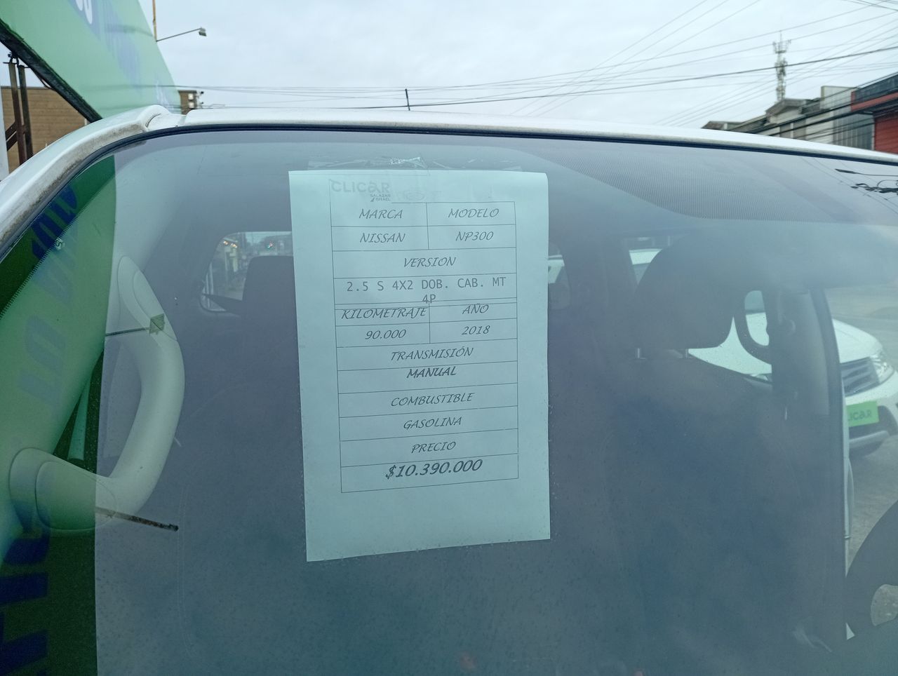 Nissan Np300 — foto 33 de 33