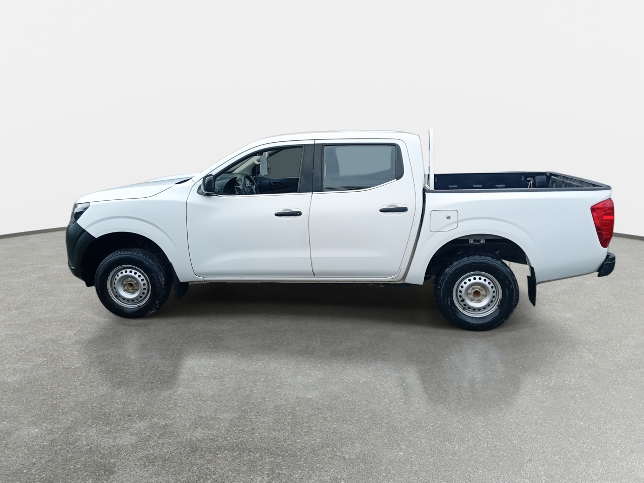 NISSAN - 4