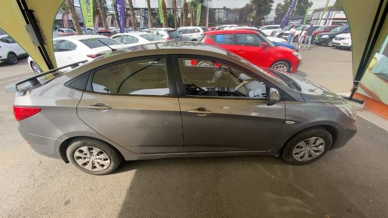 HYUNDAI - 3